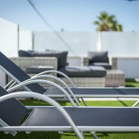 Luxurious 5* - 300m2 - Private Heated Pool - Garage - Wifi Villa *