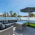 Luxurious 5* - 300m2 - Private Heated Pool - Garage - Wifi